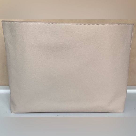 Cuyana Tote Organization Insert Faux Microsuede in Pale Pink color 14” x 10” - Picture 3 of 6